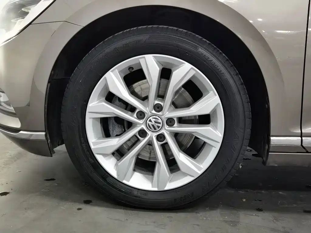 Volkswagen Magotan — миниатюра 17