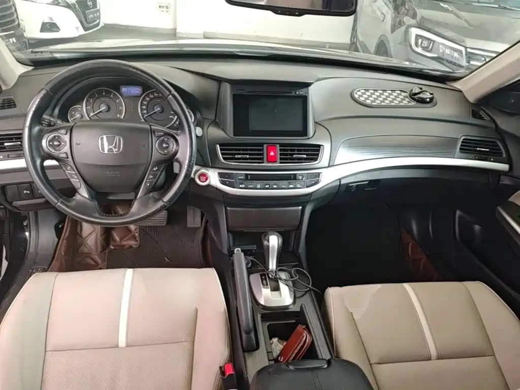 Honda Crosstour — миниатюра 10