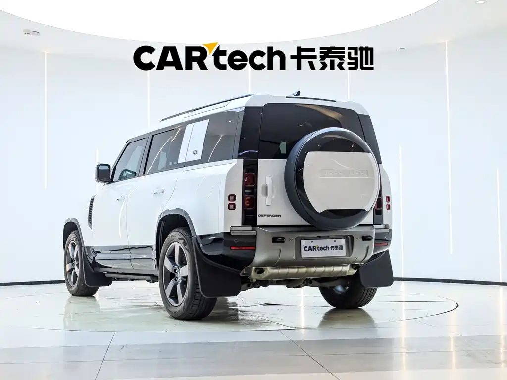 Land Rover Defender — миниатюра 8