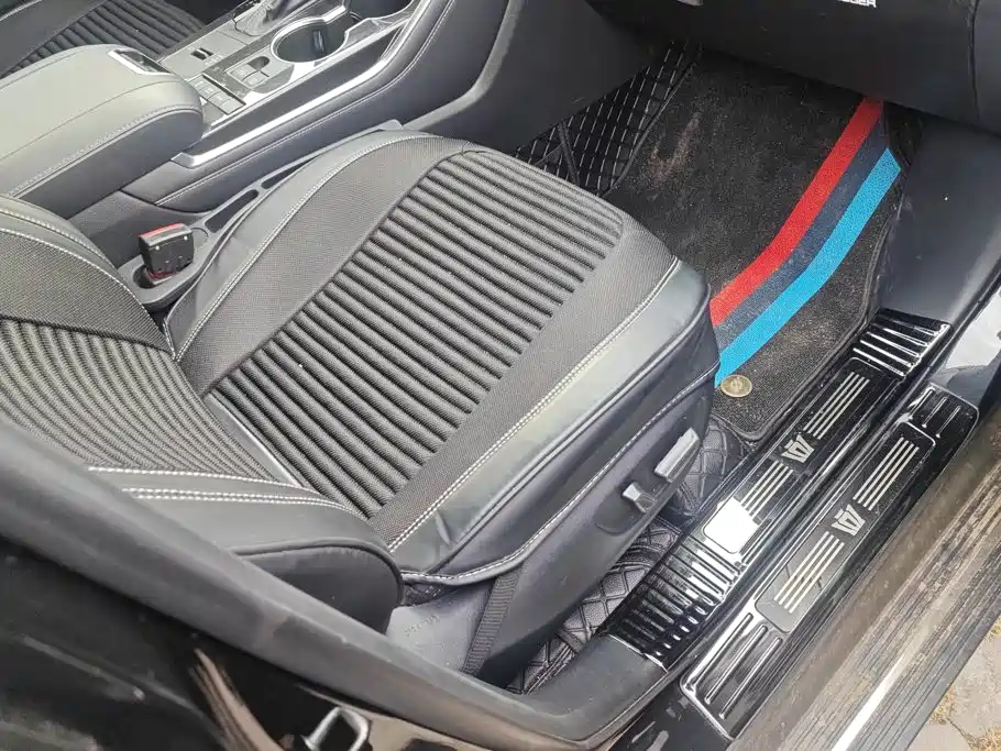 Toyota Crown Kluger — миниатюра 8