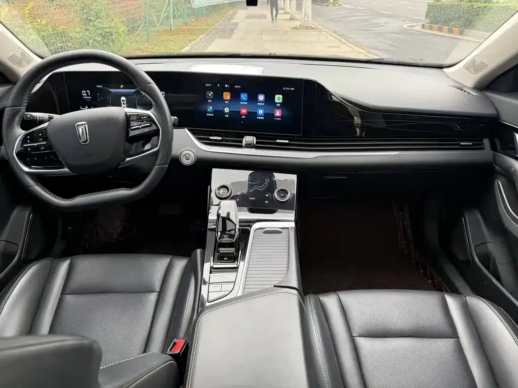 Bestune B70 2021 2.0T AT Smart