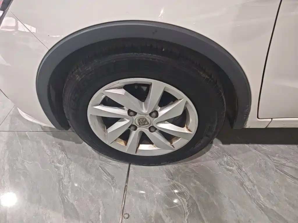 Baojun 310W — миниатюра 23