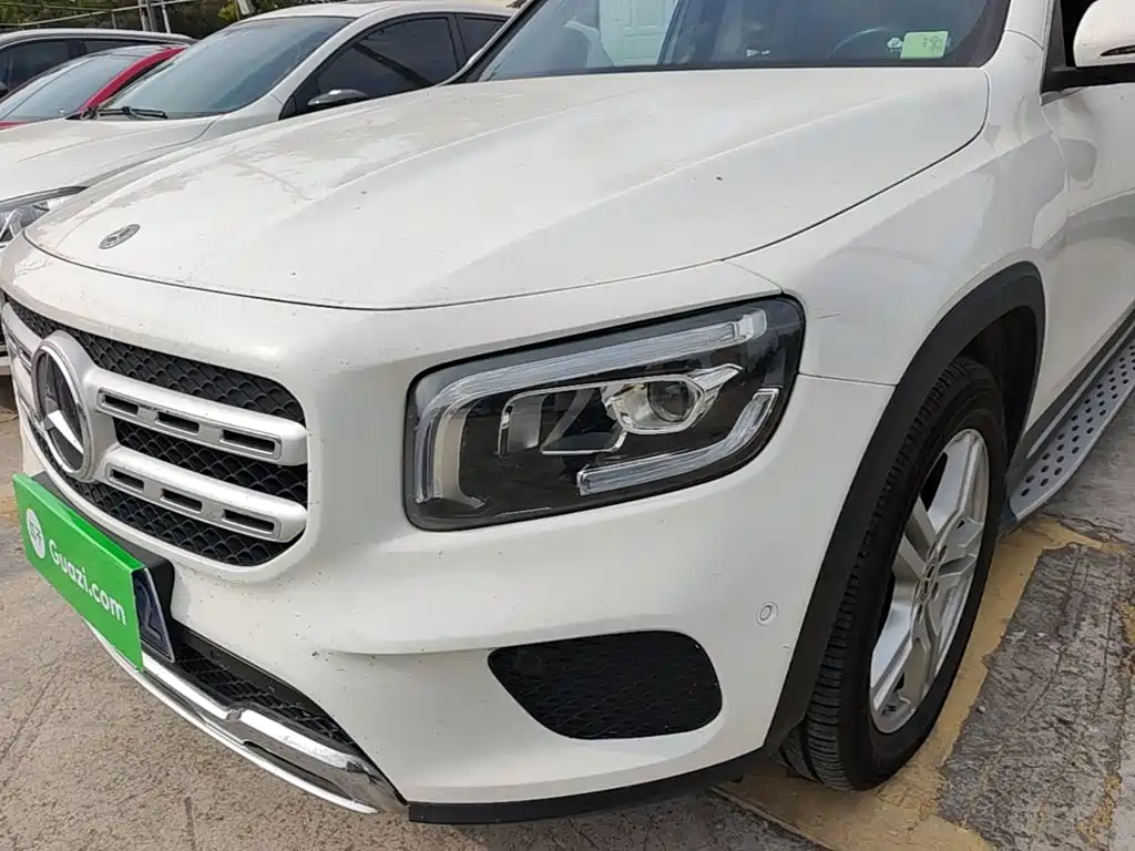 Mercedes-Benz GLB — миниатюра 24