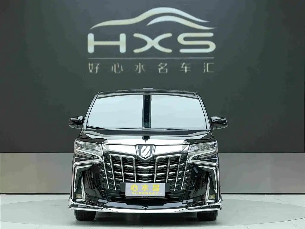 Toyota Alphard — миниатюра 2