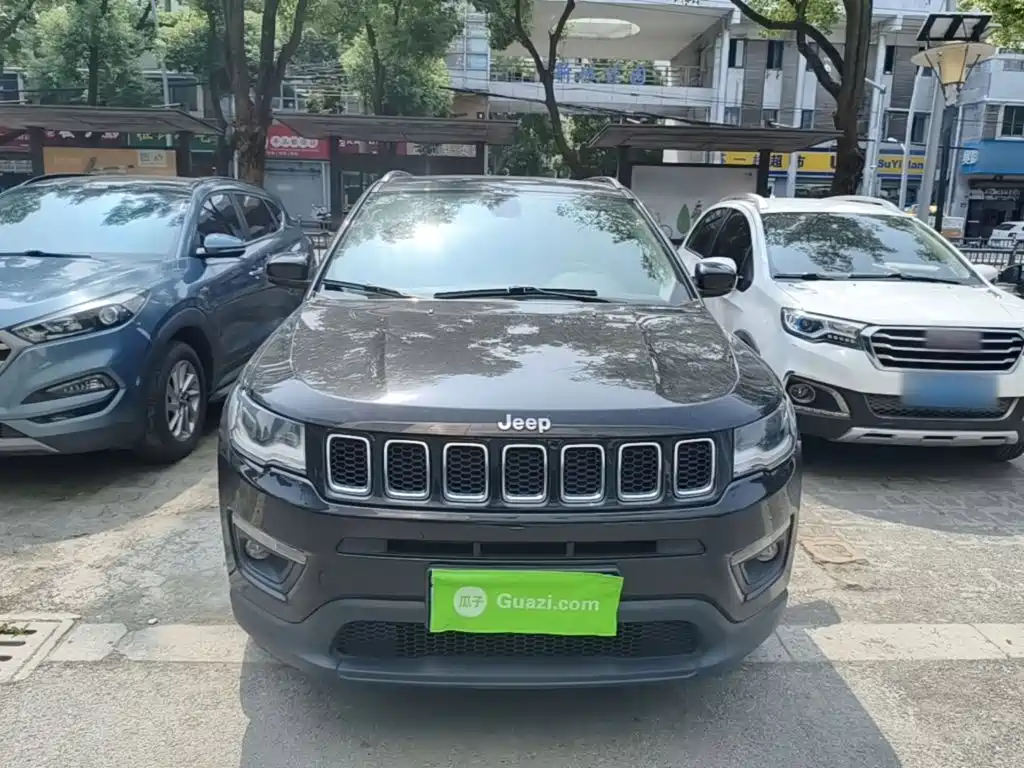 Jeep Compass — миниатюра 3