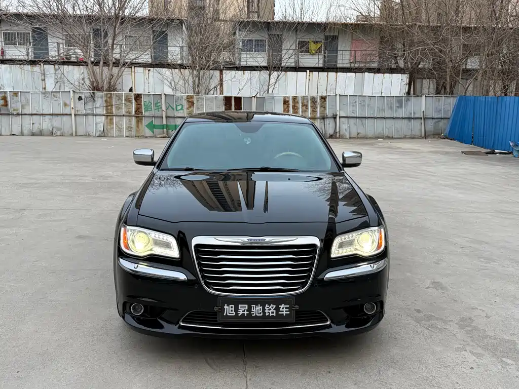 Chrysler 300C 2015