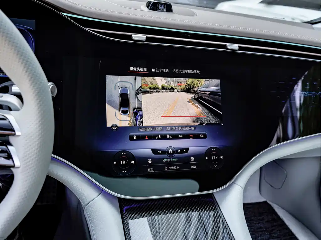 Mercedes-Benz EQS AMG — миниатюра 18