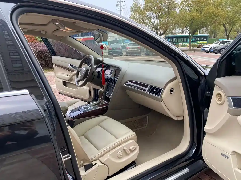 Audi A6L — миниатюра 12