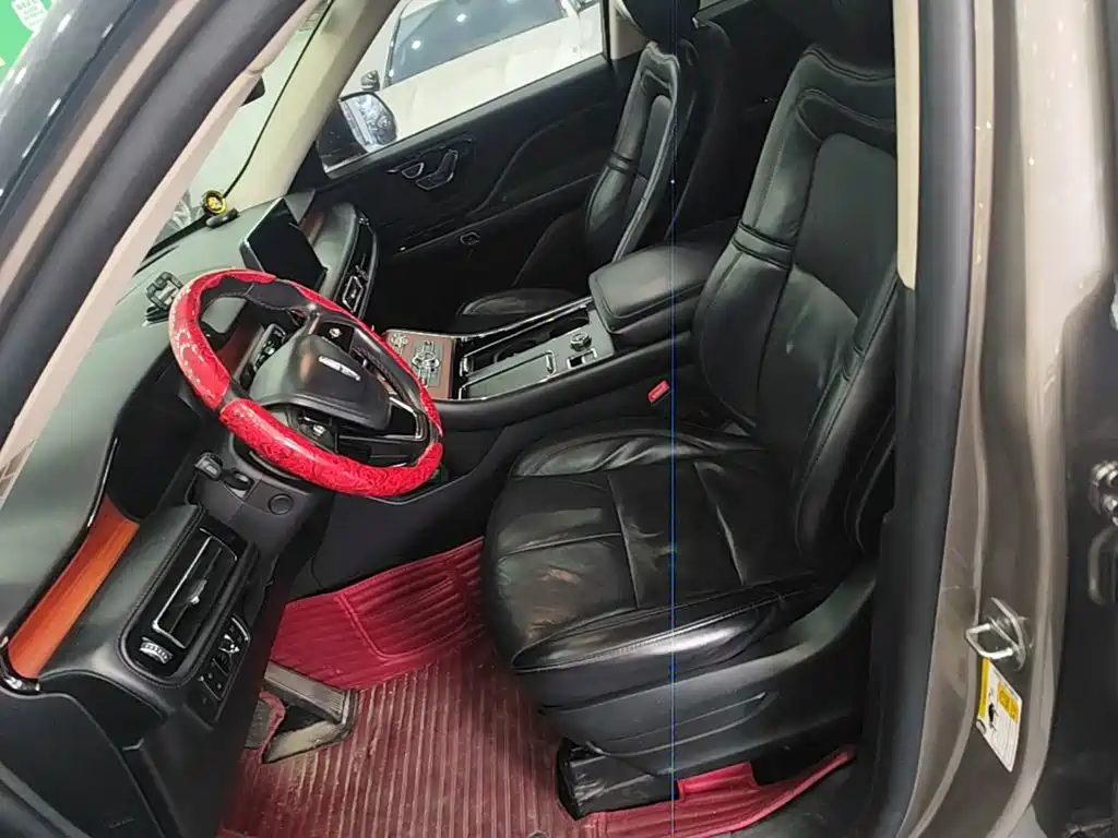 Lincoln Aviator (Import) — миниатюра 15