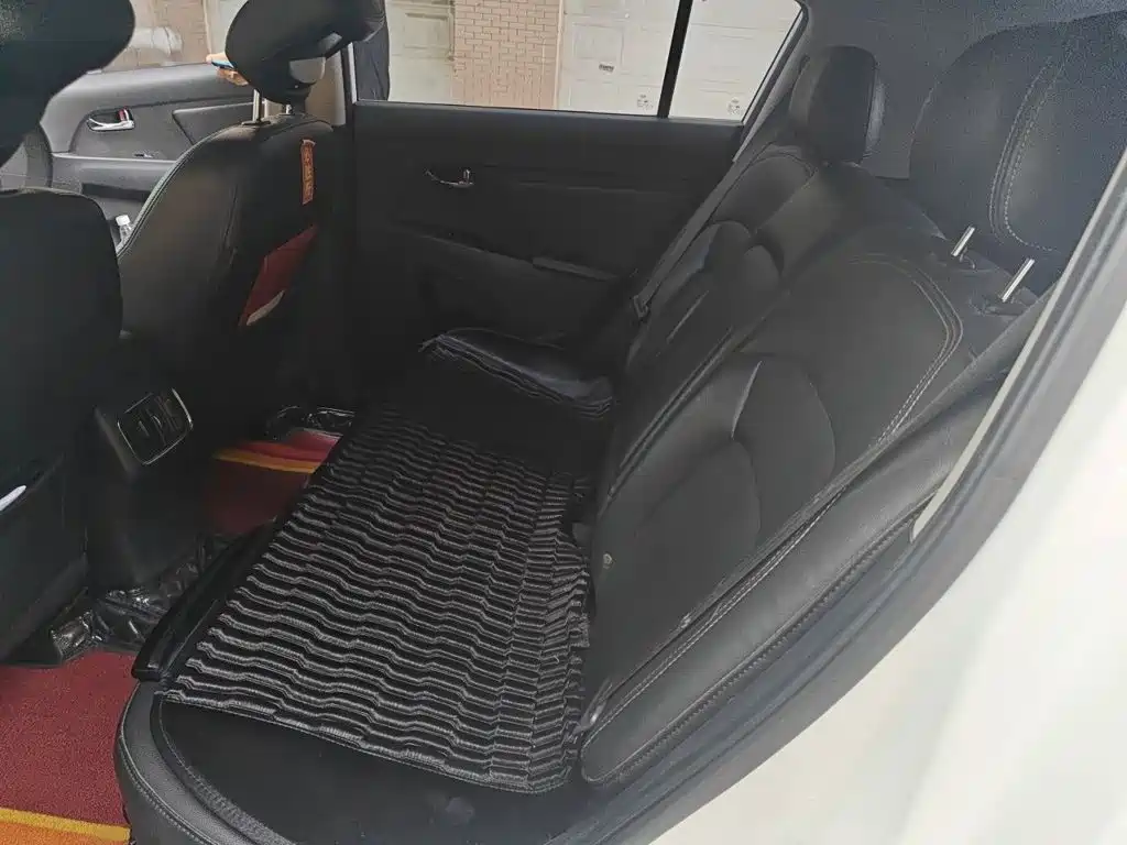 Kia Sportage — миниатюра 15