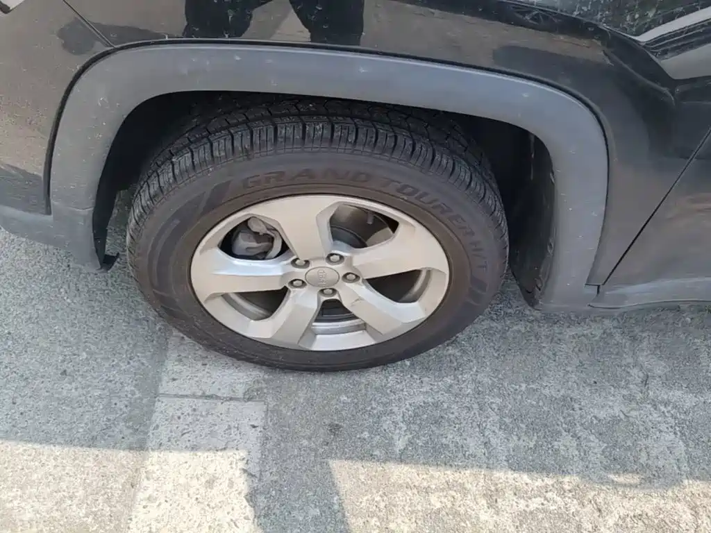 Jeep Compass — миниатюра 23