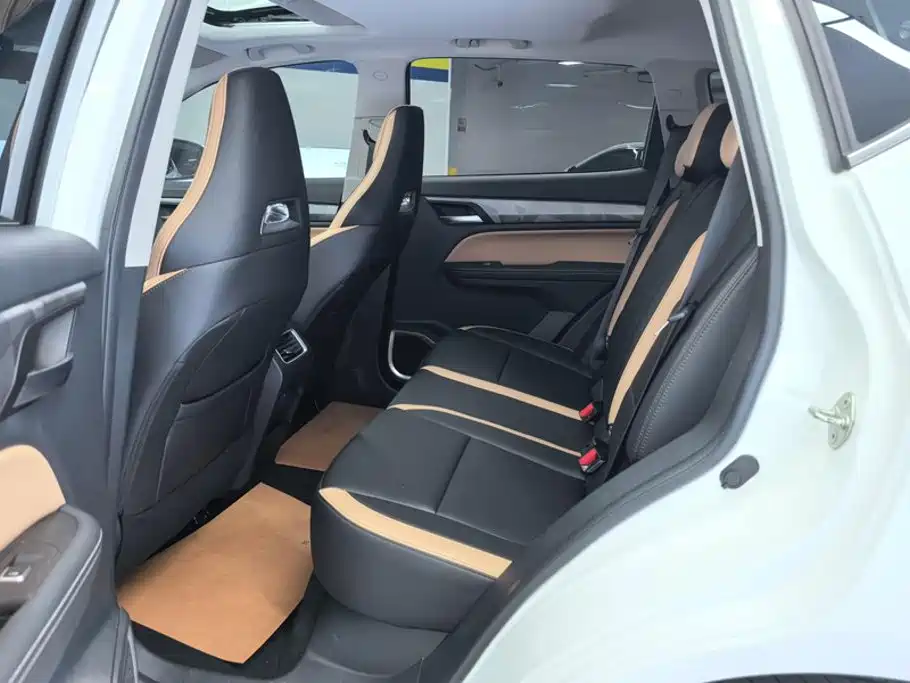 Geely Haoyue PRO — миниатюра 11