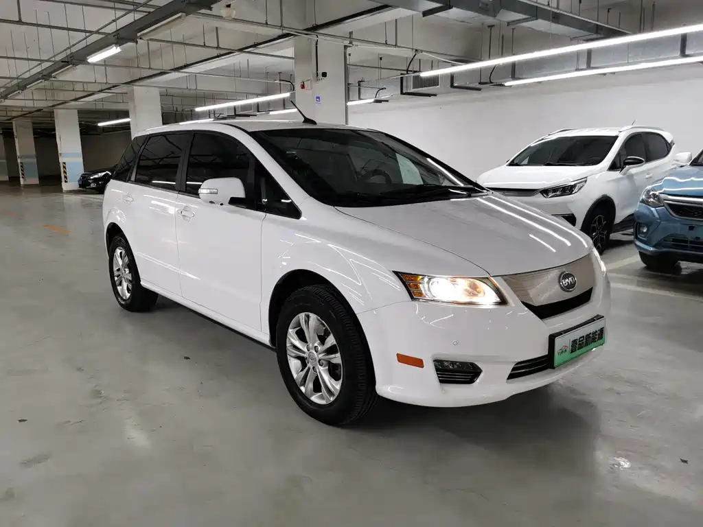 BYD e6 — миниатюра 3