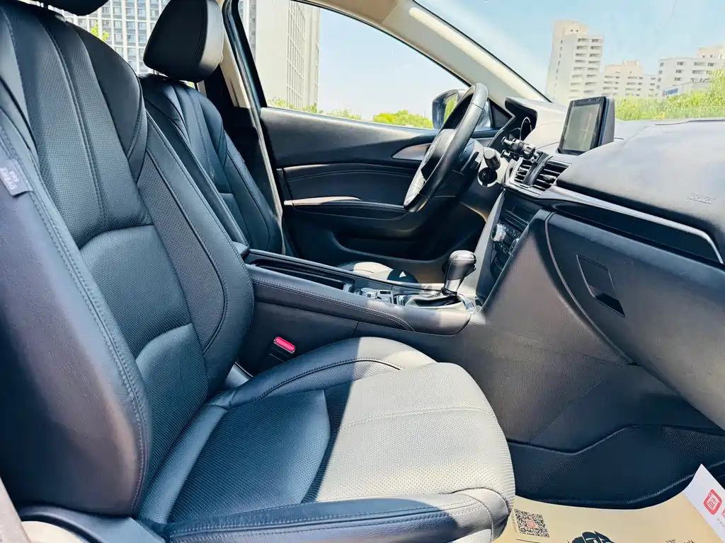 Mazda Mazda3 3 2017 2.0L AT Sport V