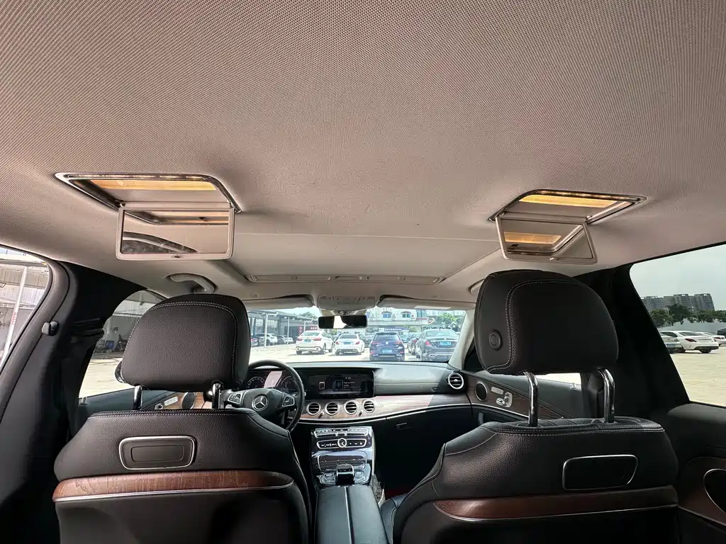Mercedes-Benz E-Class — миниатюра 16