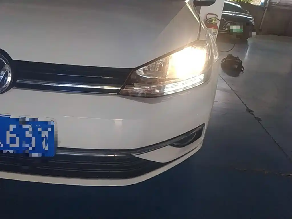 Volkswagen Golf — миниатюра 24