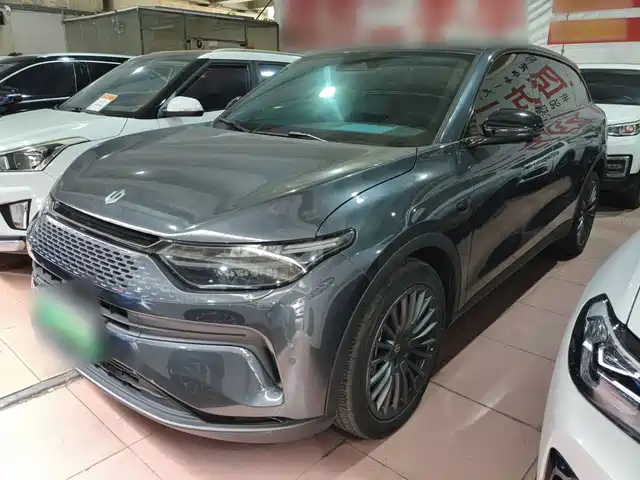 Leapmotor C11