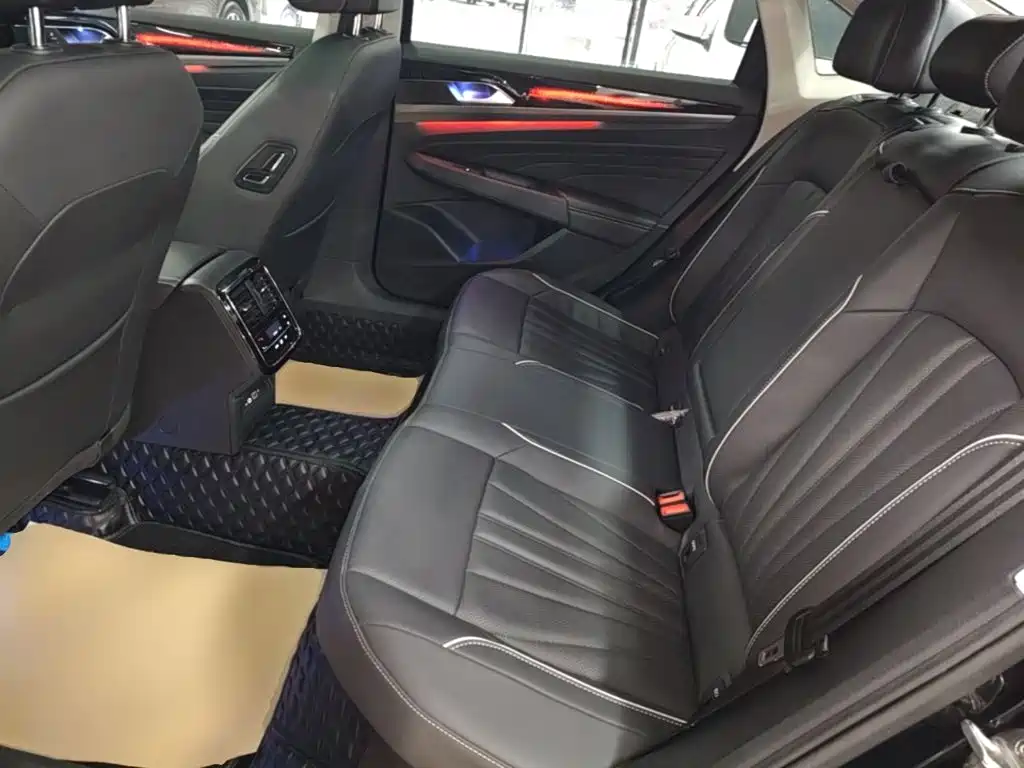 Volkswagen Passat — миниатюра 17