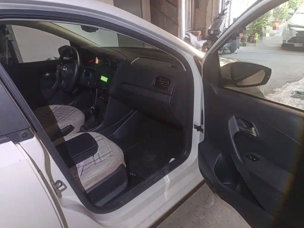 Volkswagen Polo — миниатюра 19