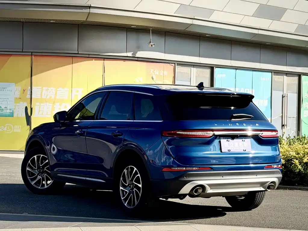 Lincoln Corsair 2022 2.0T Premium