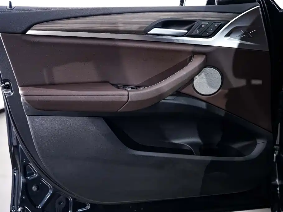 BMW X3 — миниатюра 17