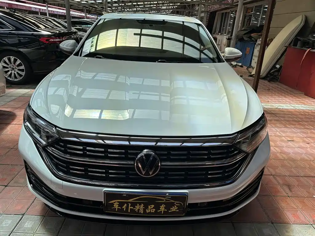Volkswagen Sagitar — миниатюра 2