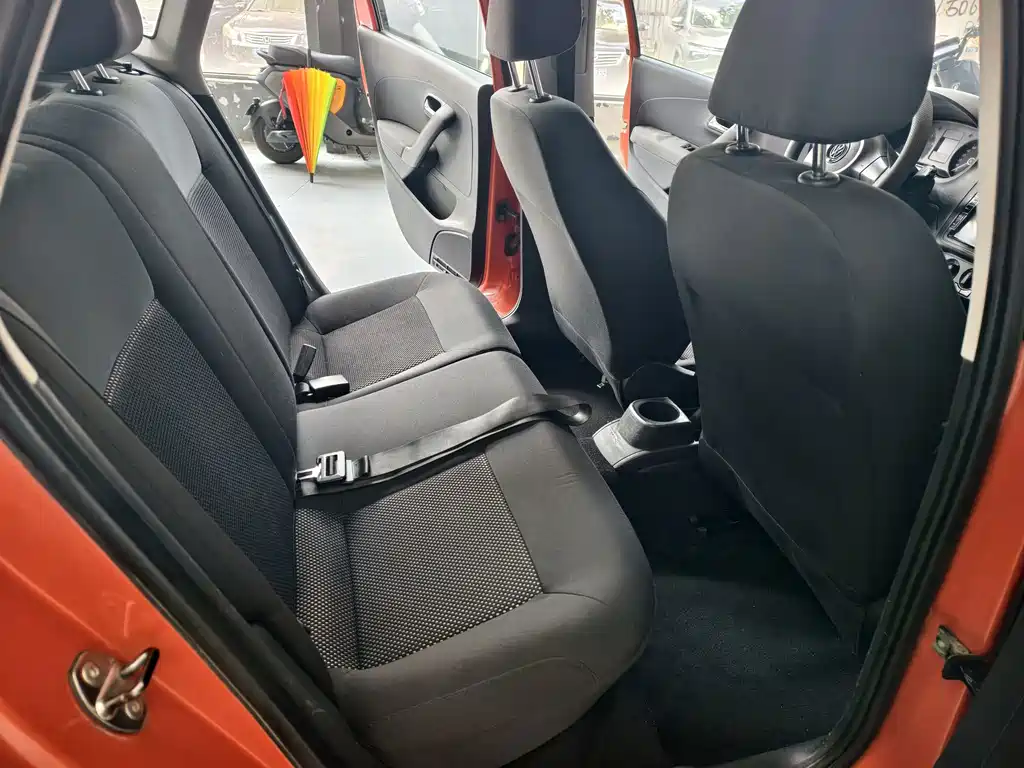 Volkswagen Polo — миниатюра 12