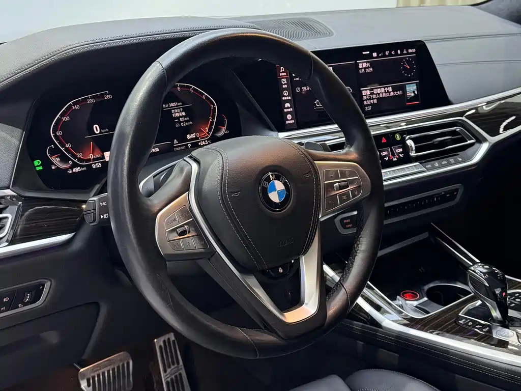BMW X7 — миниатюра 10