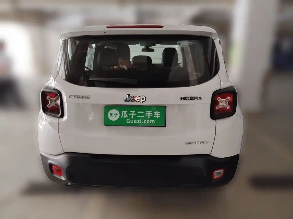 Jeep Renegade — миниатюра 3