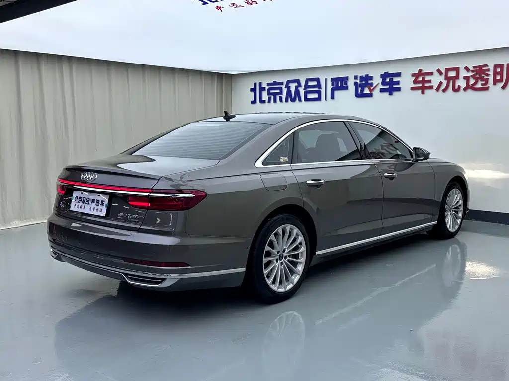 Audi A8 — миниатюра 25