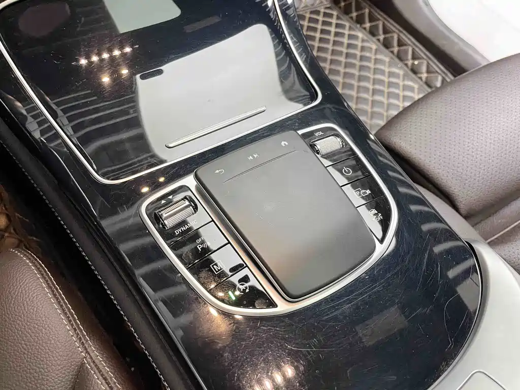 Mercedes-Benz GLC — миниатюра 15