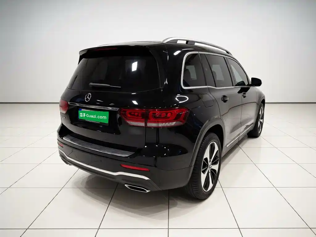 Mercedes-Benz GLB — миниатюра 6
