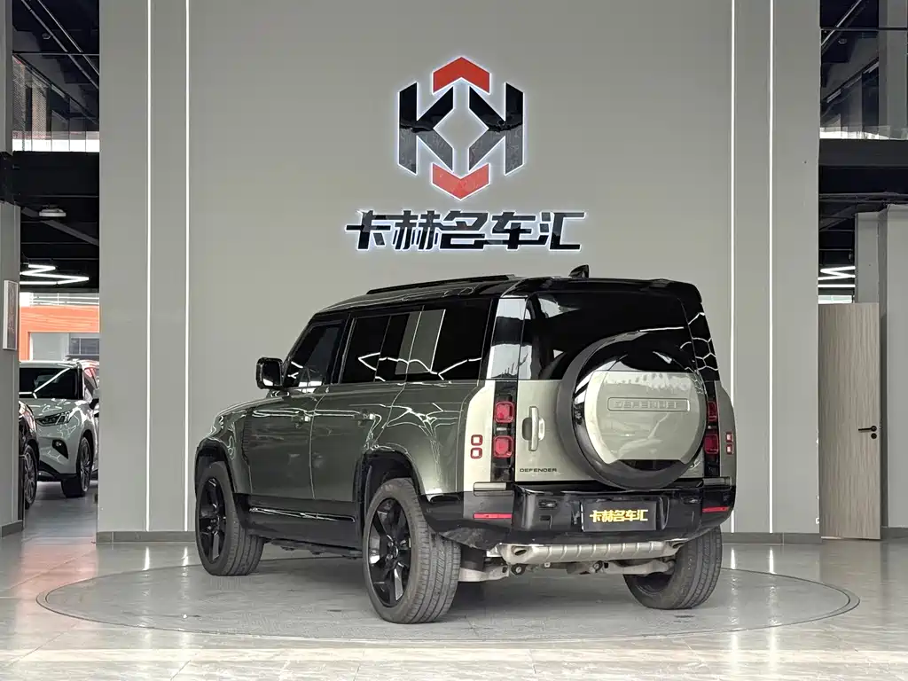 Land Rover Defender — миниатюра 6