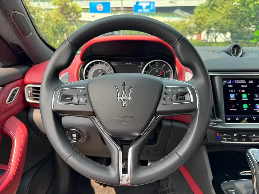 Maserati Levante — миниатюра 9