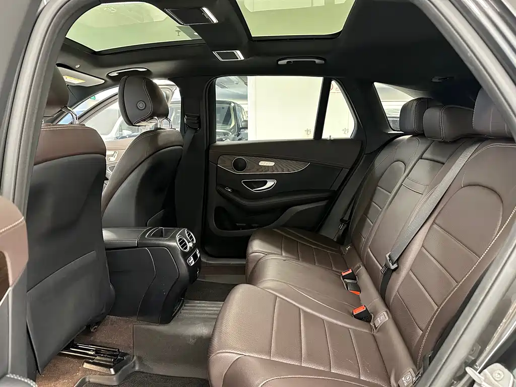 Mercedes-Benz GLC — миниатюра 14