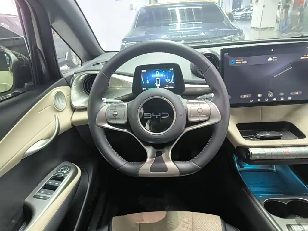 BYD Dolphin — миниатюра 11