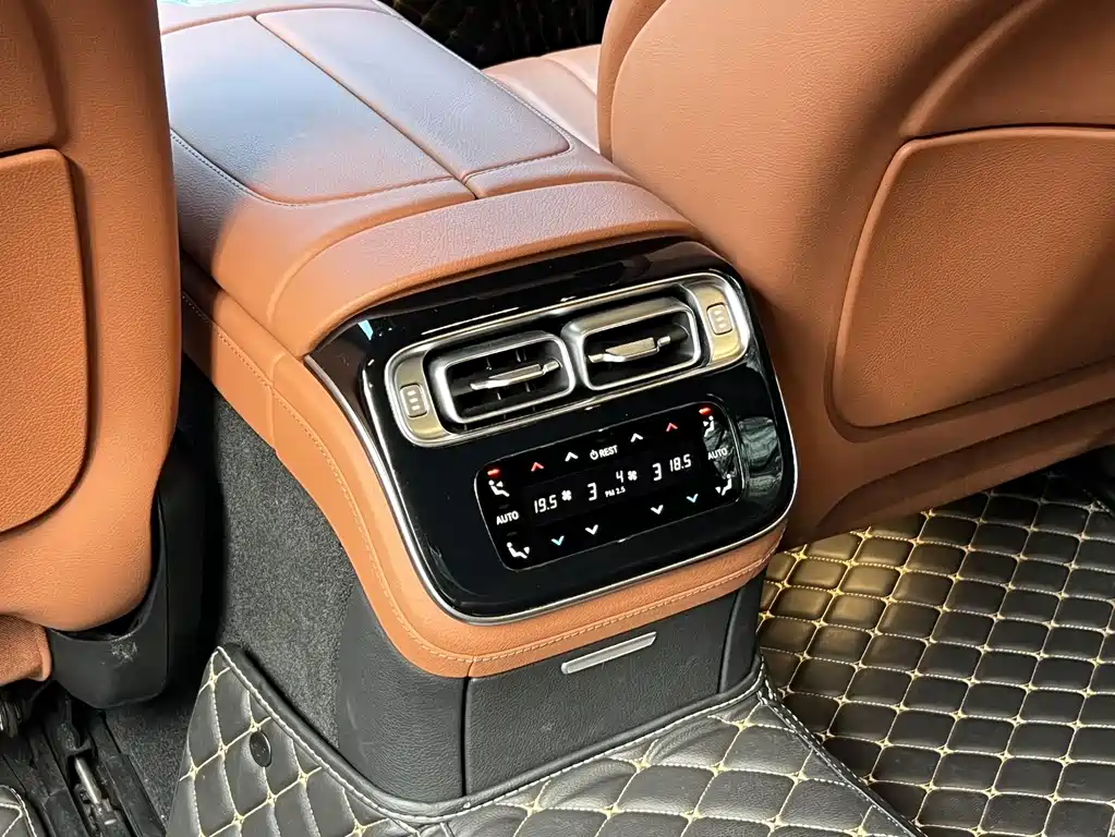 Mercedes-Benz S-Class — миниатюра 15