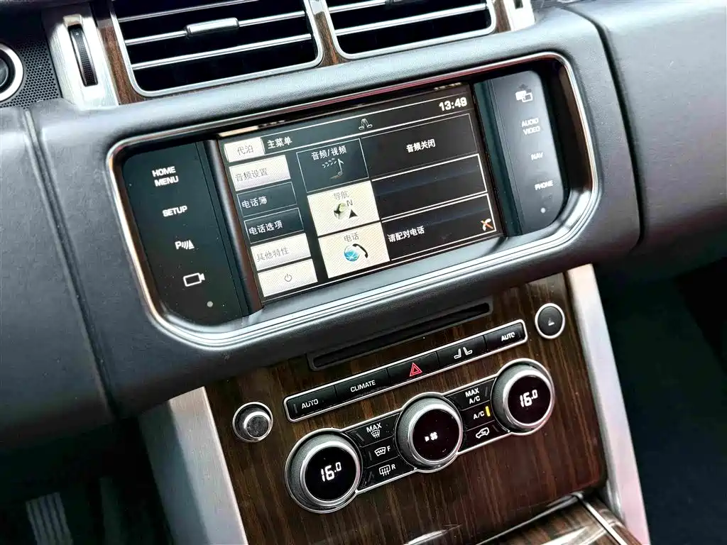 Land Rover Range Rover — миниатюра 11