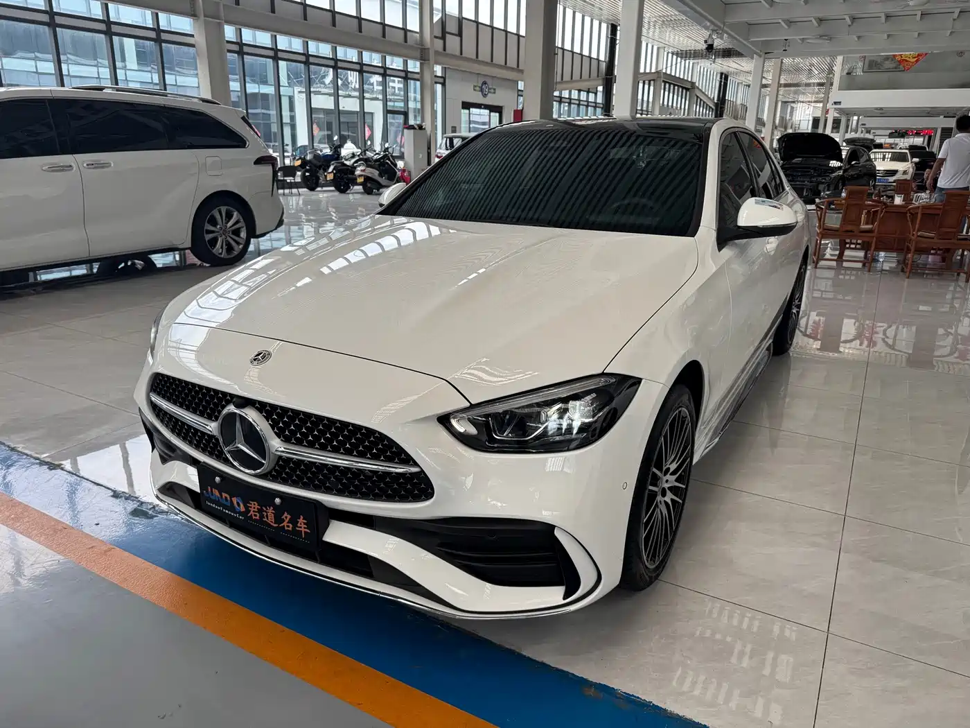 奔驰C级 2024款 C 260 L 运动版 2024