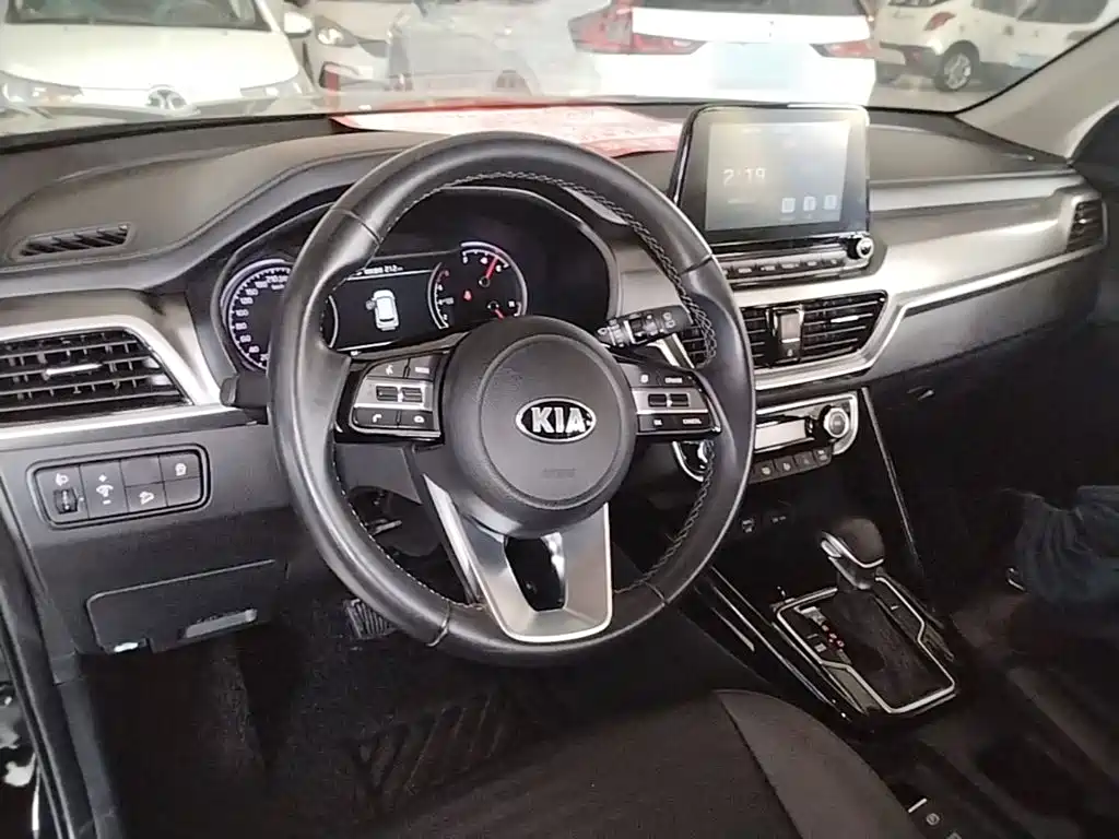 Kia Sportage — миниатюра 11
