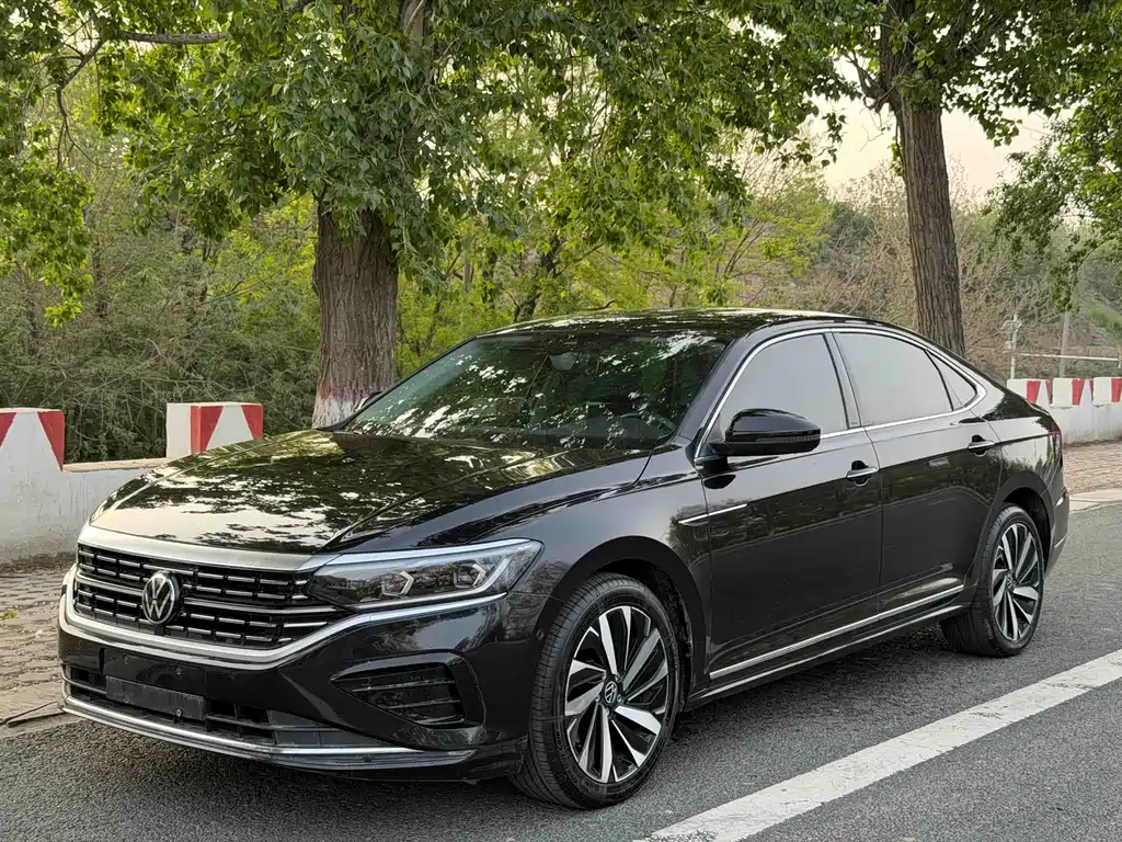 Volkswagen Passat 2021