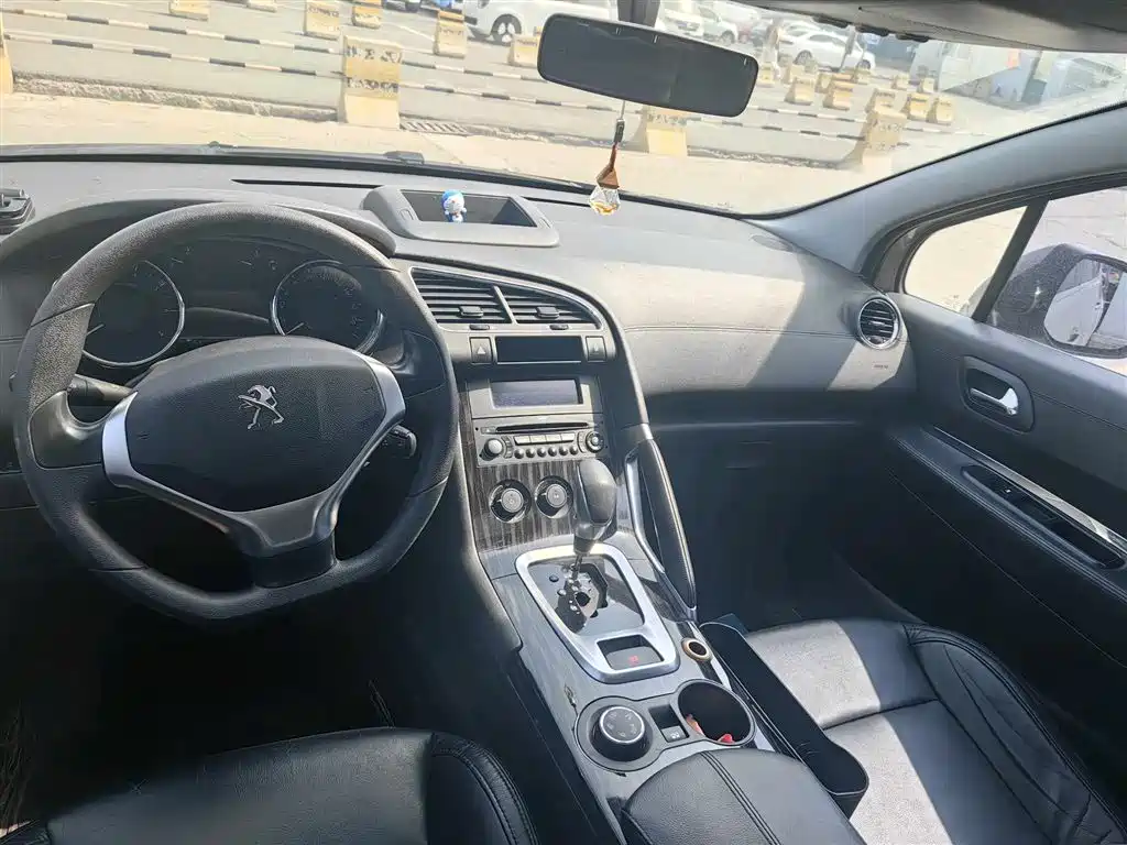 Peugeot 3008 2015 1.6THP AT