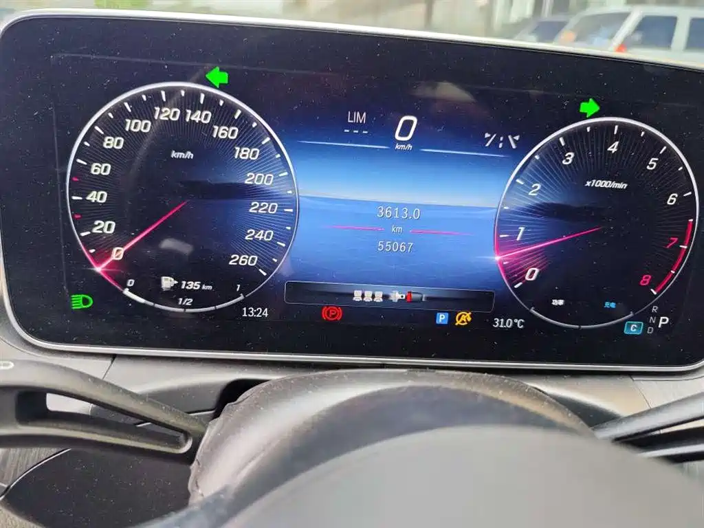 Mercedes-Benz C-Class — миниатюра 10