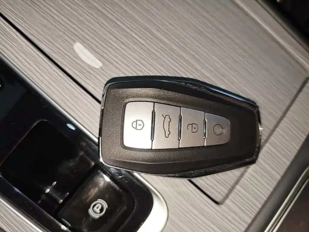Geely Boyue L — миниатюра 9
