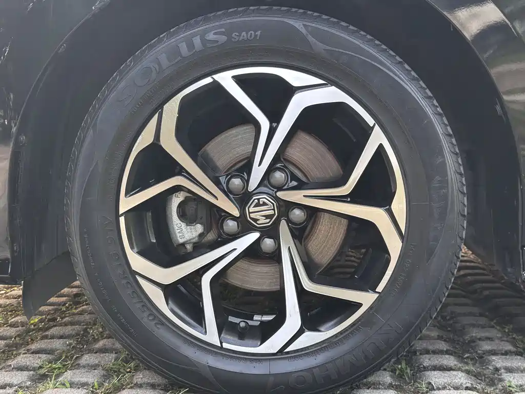 MG 5 2022 180DVVT CVT Luxury