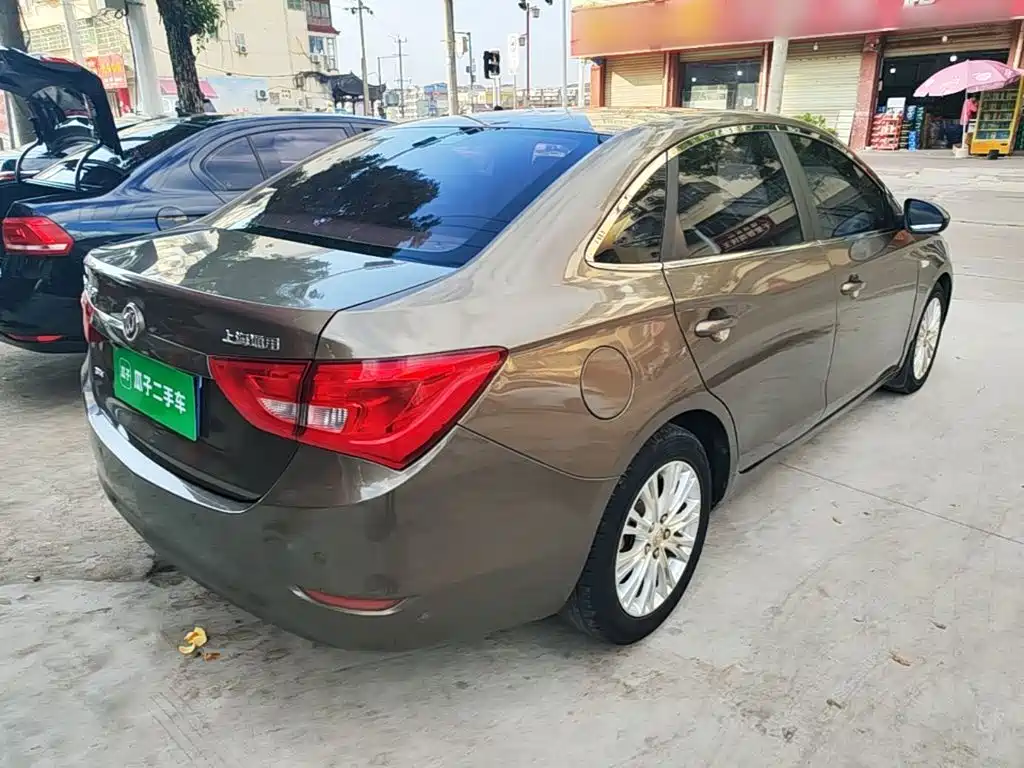 Buick Excelle — миниатюра 7