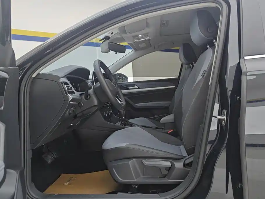 Volkswagen Lavida — миниатюра 9