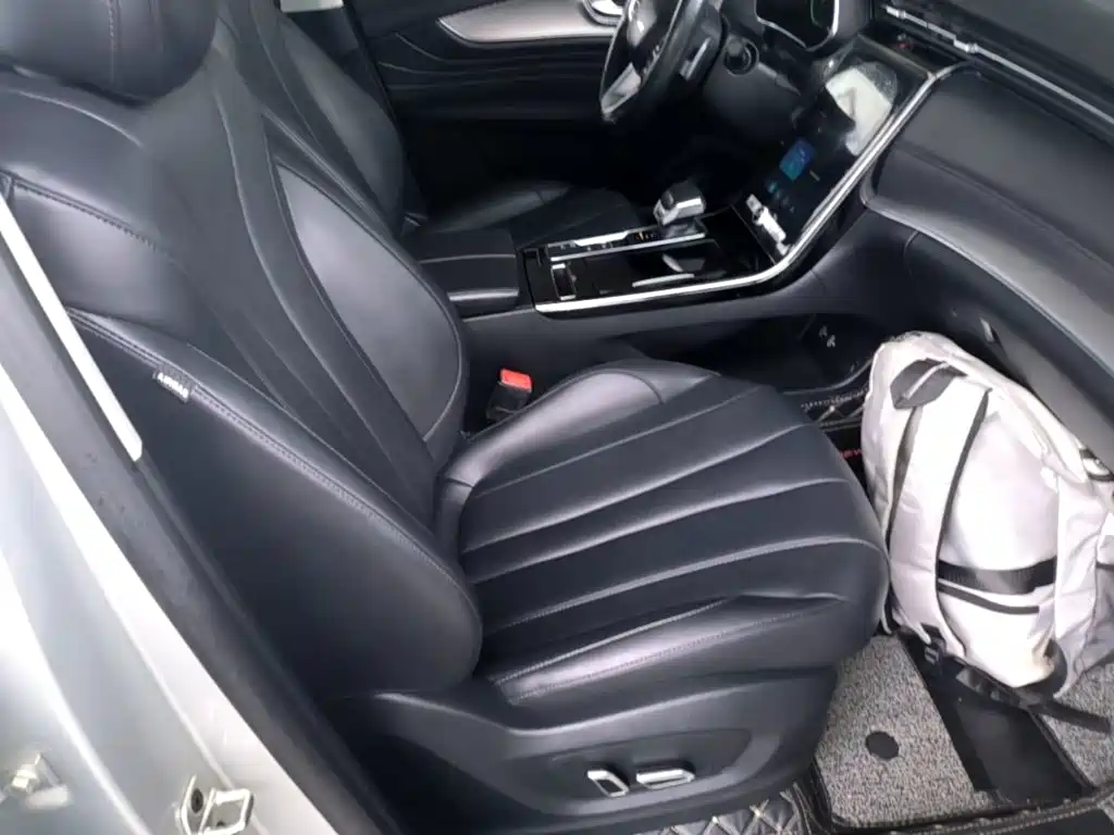 Roewe RX5 MAX — миниатюра 25