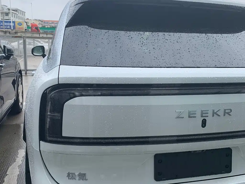Zeekr 9X 2025 Hyper 70kWh
