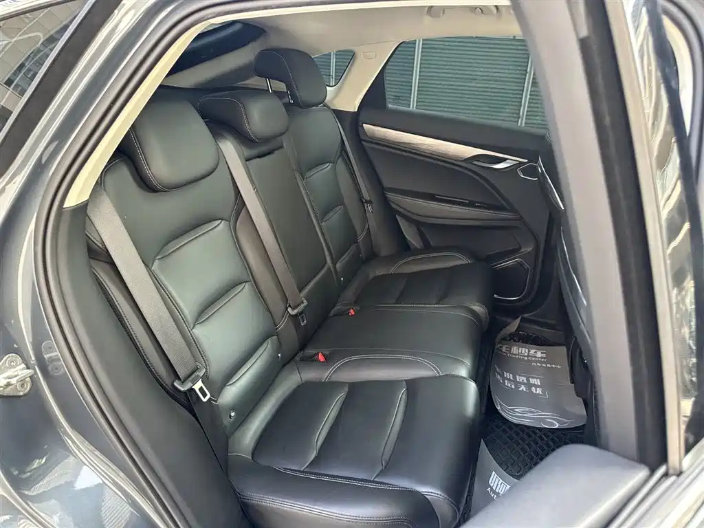 Geely Tugella 2019 350T